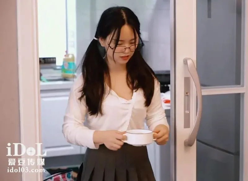 Tí tẹo về quê ăn tết bị bố dượng nắc vì càng lớn càng ngon